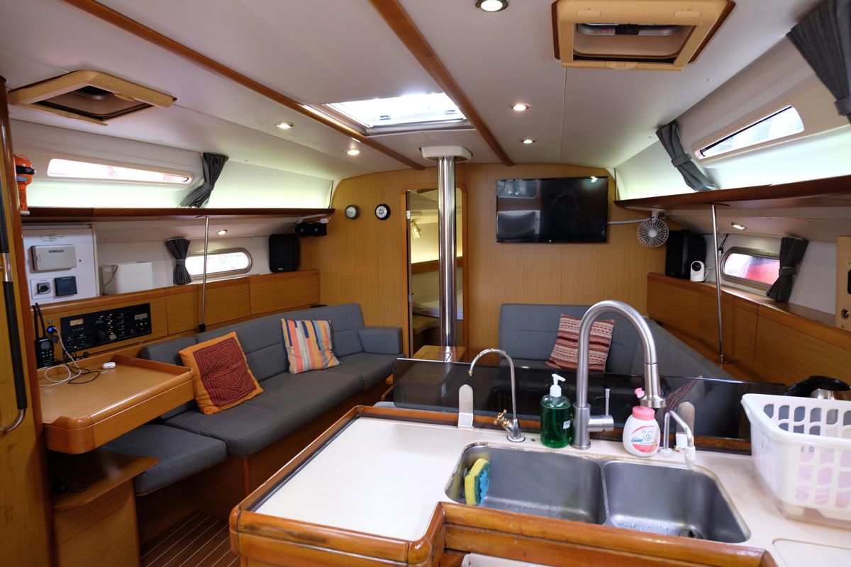 2008 Jeanneau Sun Odyssey 42i