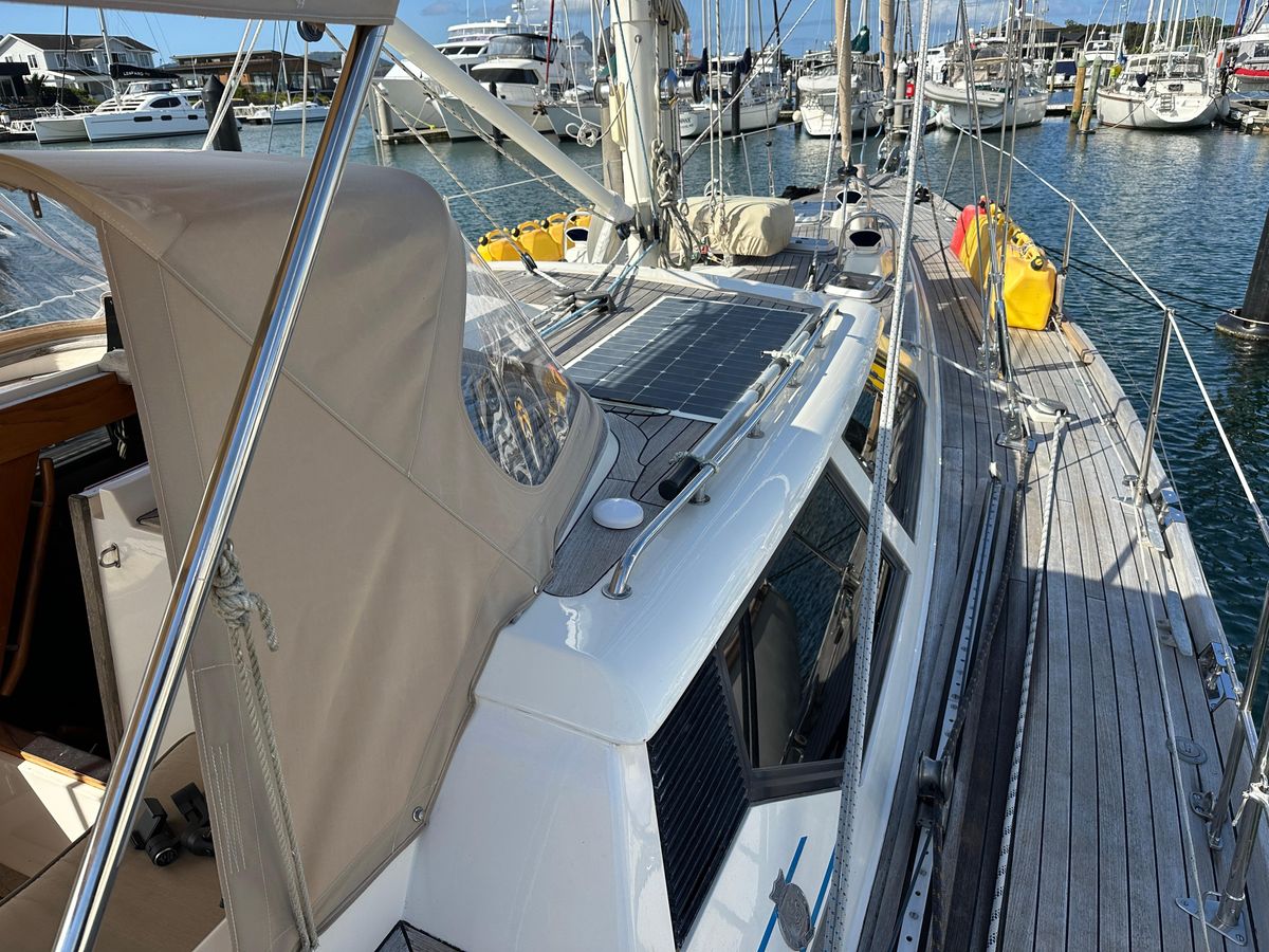 1994 Oyster 55