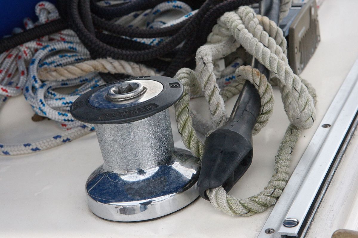 1988 Hallberg-Rassy 29 for sale in Verkoophaven, Netherlands 29 ft