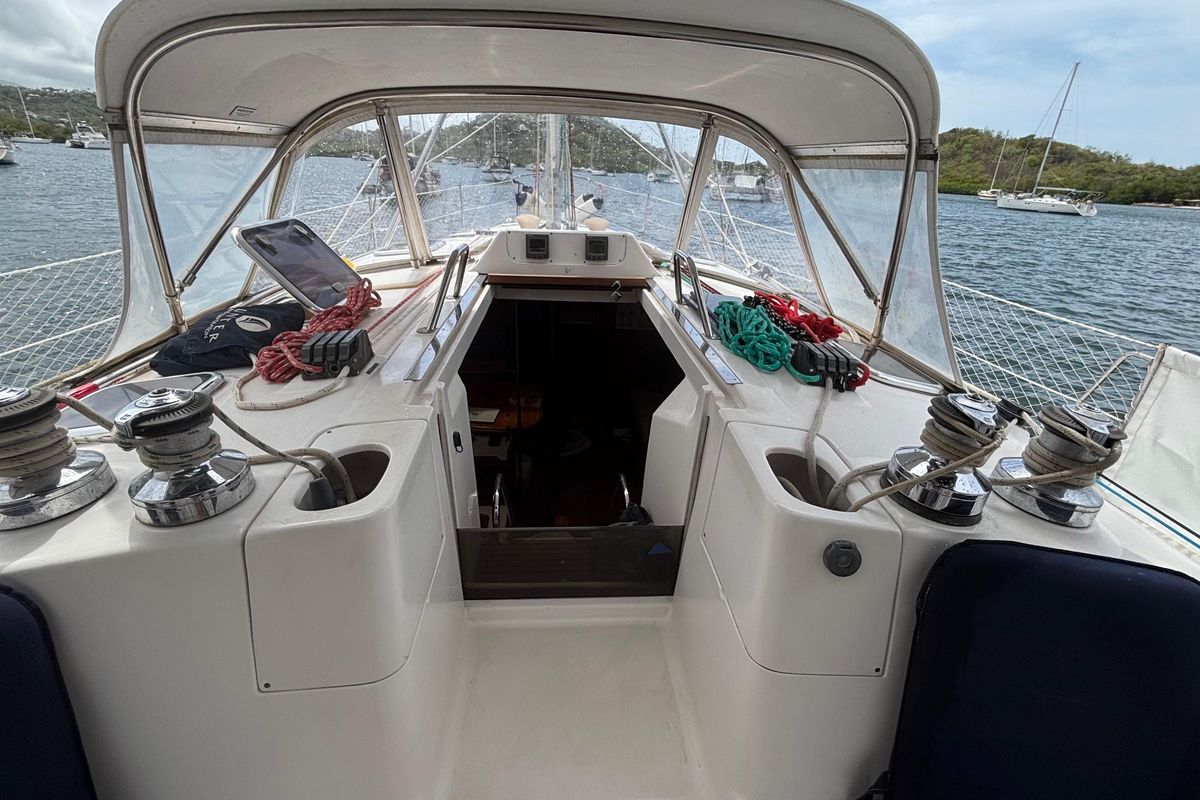 2002 Hunter 466