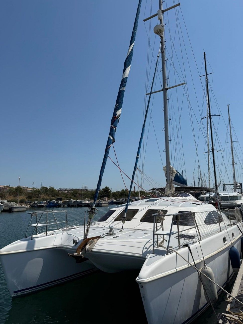 1999 Prout 38 for sale in Port De Bouc, Gard, France