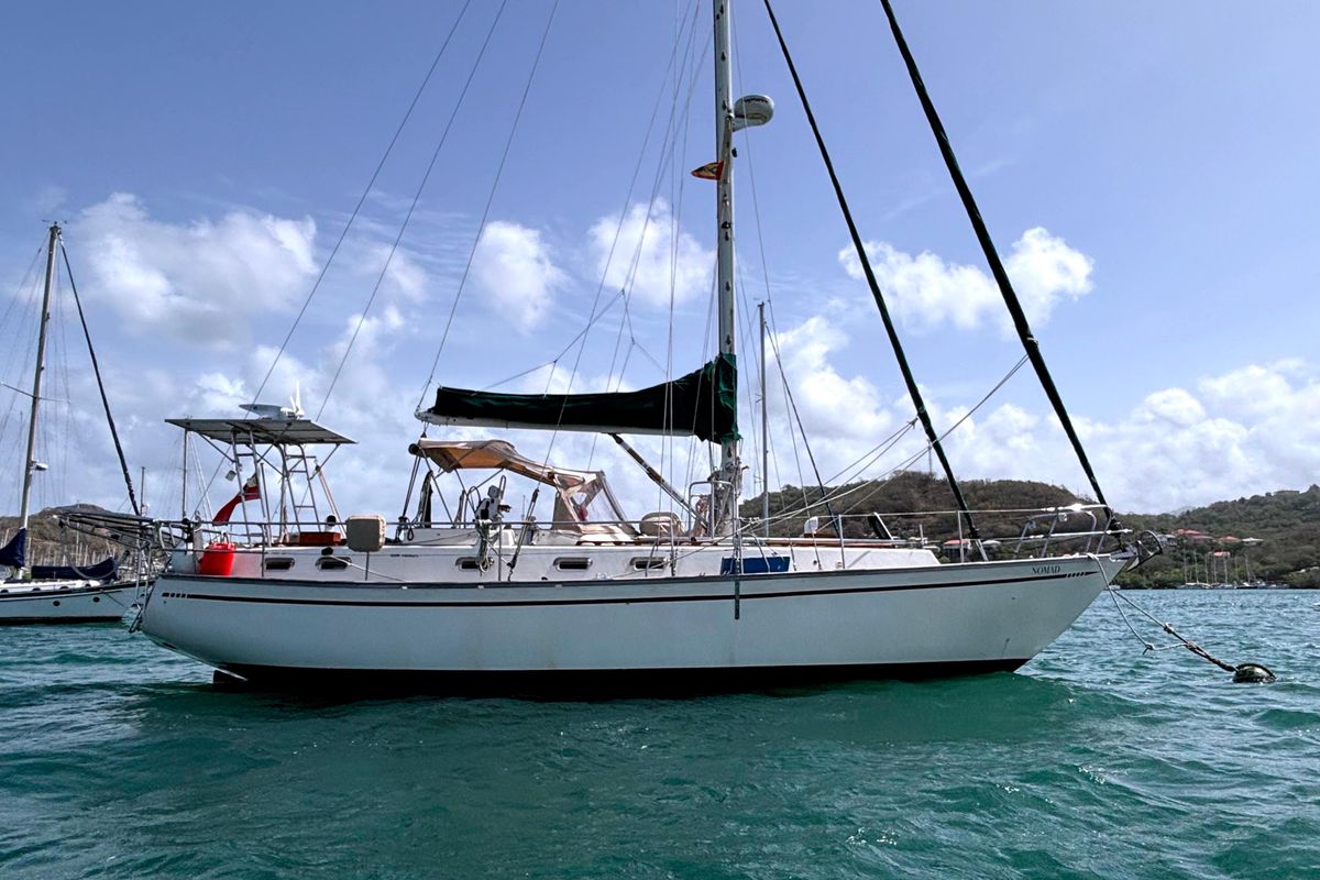 1981 Bruce Roberts Offshore 45