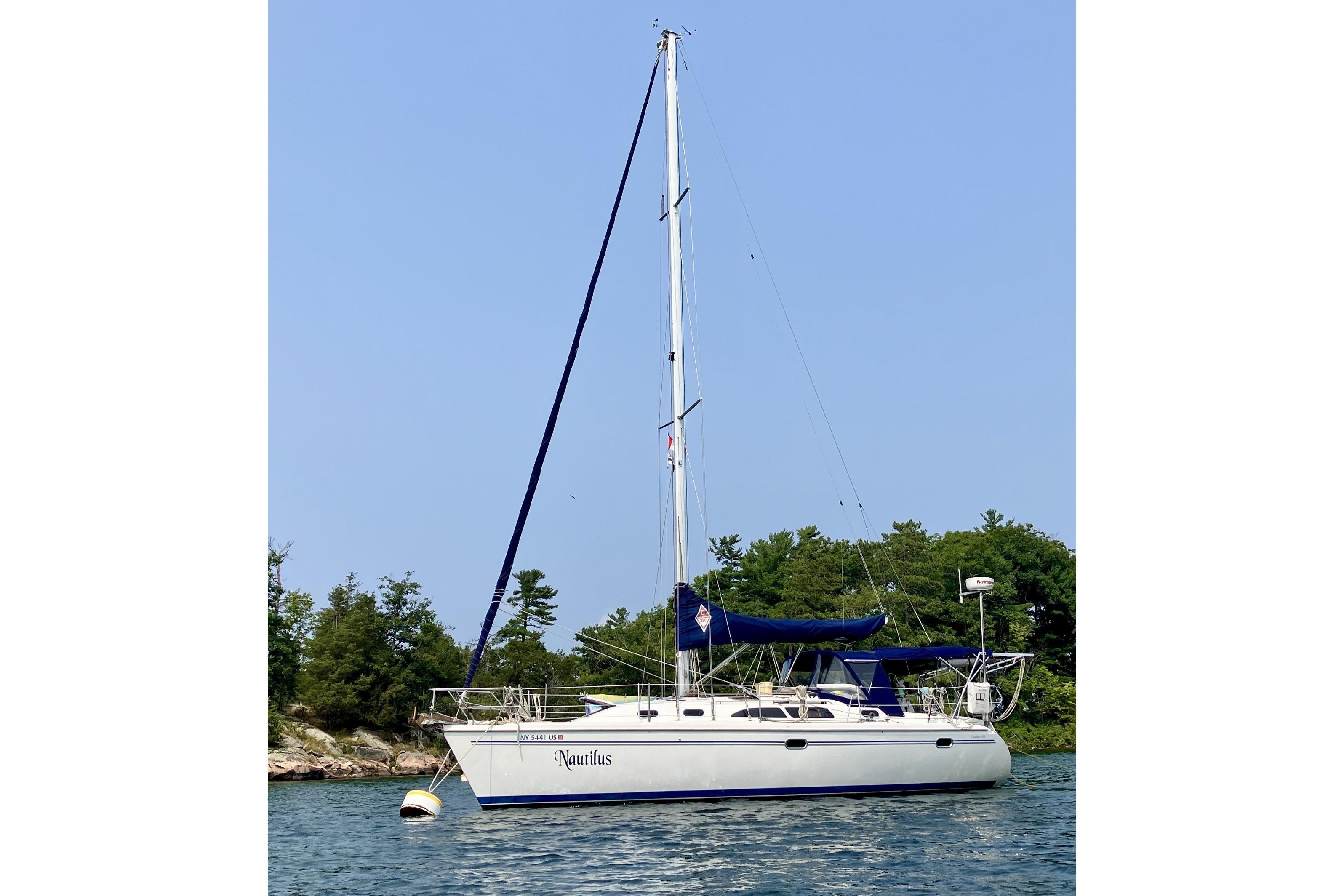 2004 Catalina 350