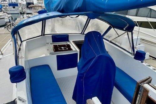 1983 Catalina 30