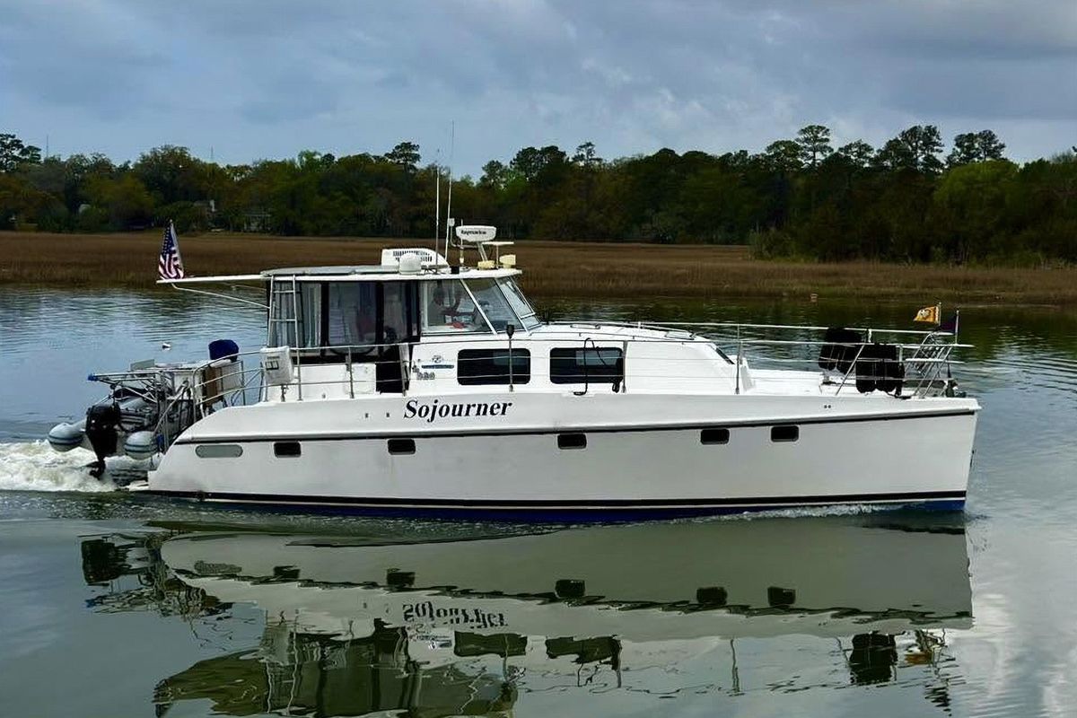 2005 Endeavour 44 Trawlercat
