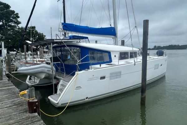 2011 Lagoon 400