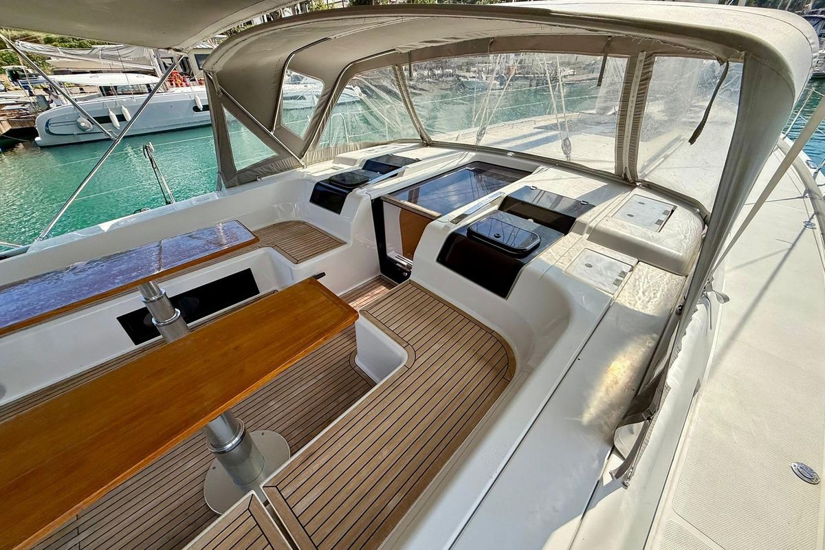 2019 Hanse 458