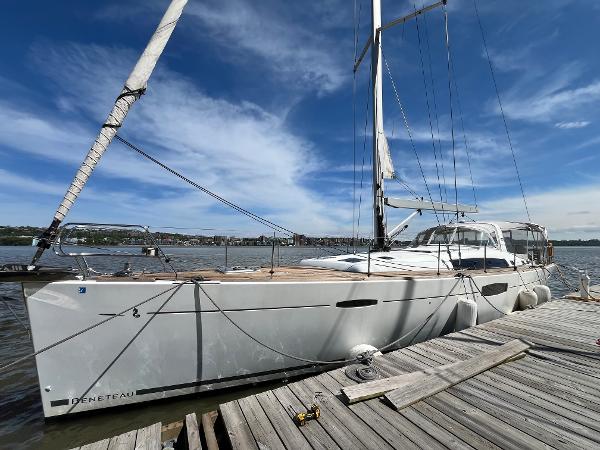 2012 Beneteau Oceanis 58 Boats