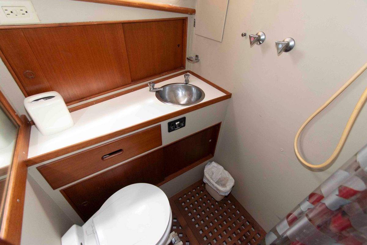 1974 Grand Banks 42 Classic