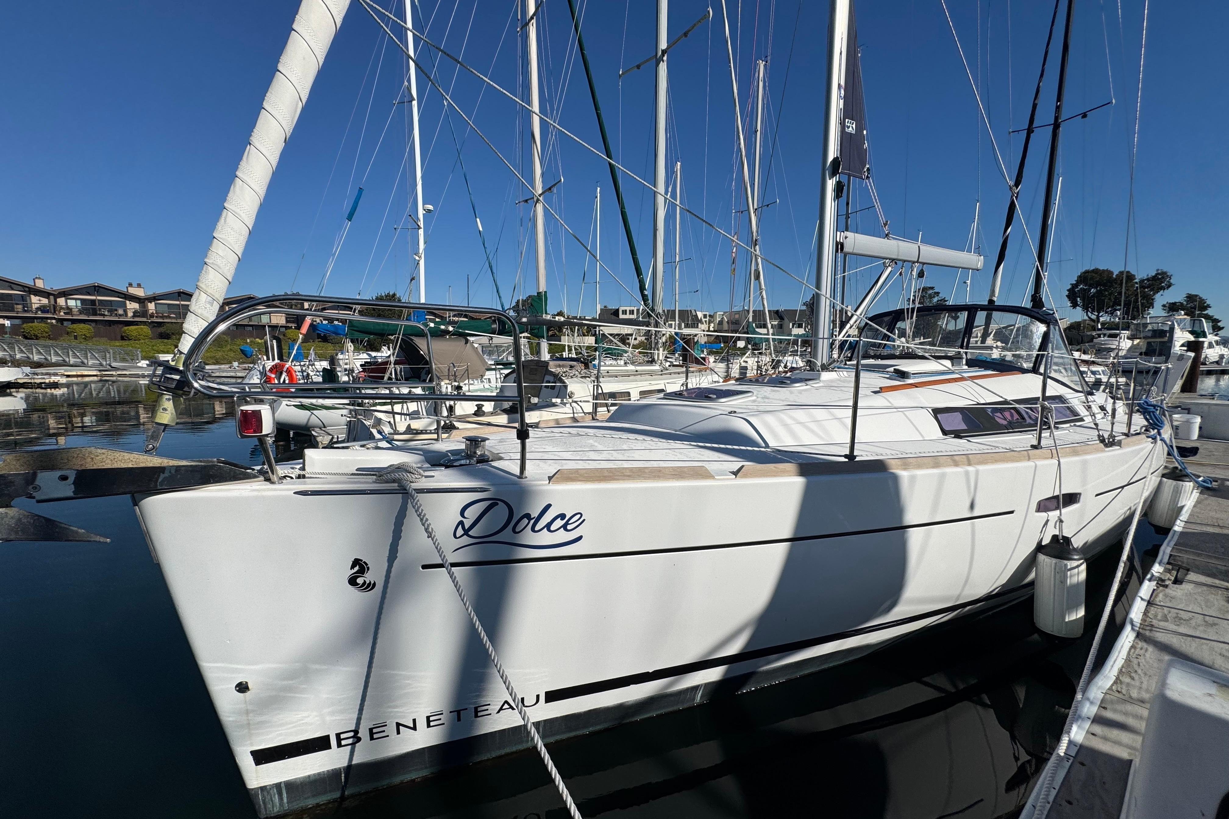 2014 Beneteau Oceanis 34 for sale in Alameda, California