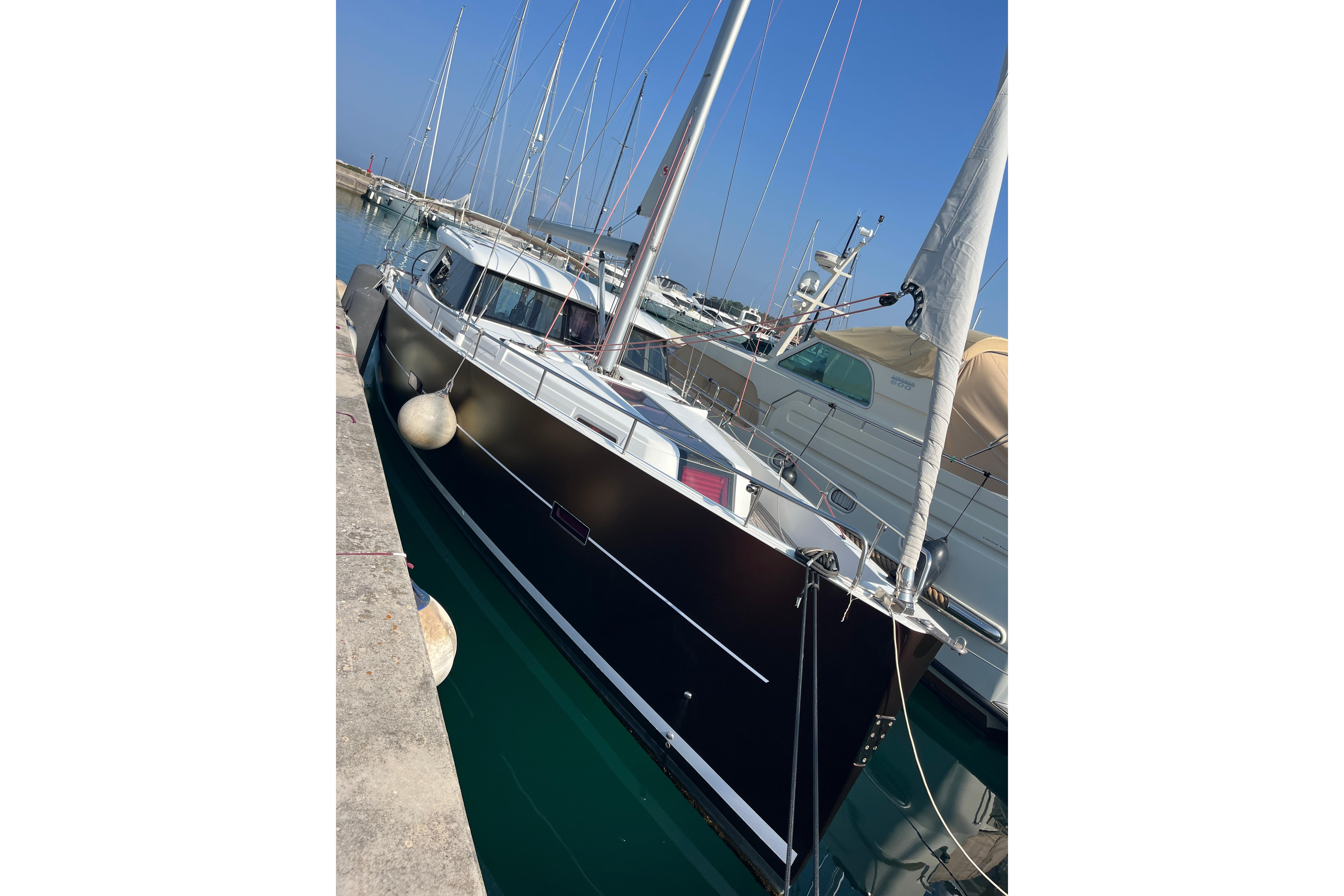 2012 Moody 45 DS for sale in Piran, Slovenia