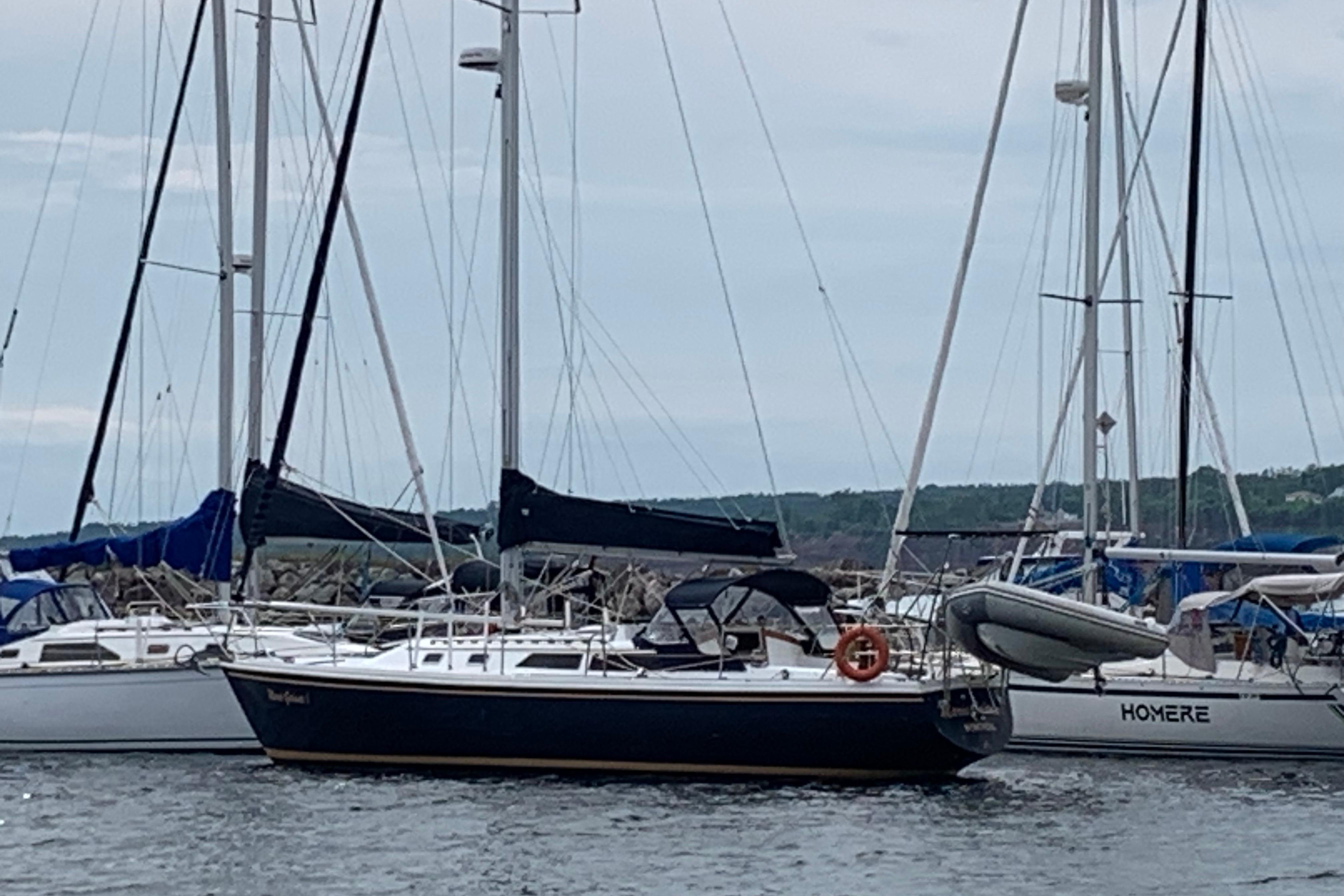 1989 Catalina 36 for sale in Paspébiac, Quebec, Canada