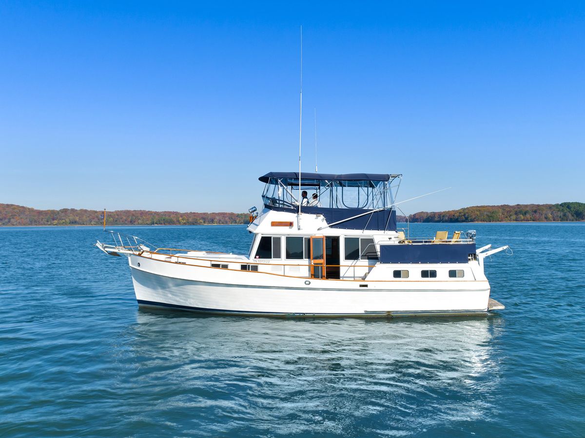 1989 Grand Banks 42 Motoryacht