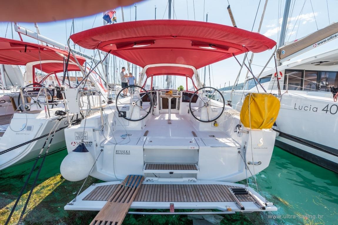 2016 Beneteau Oceanis 38 for sale in Pomer, Croatia