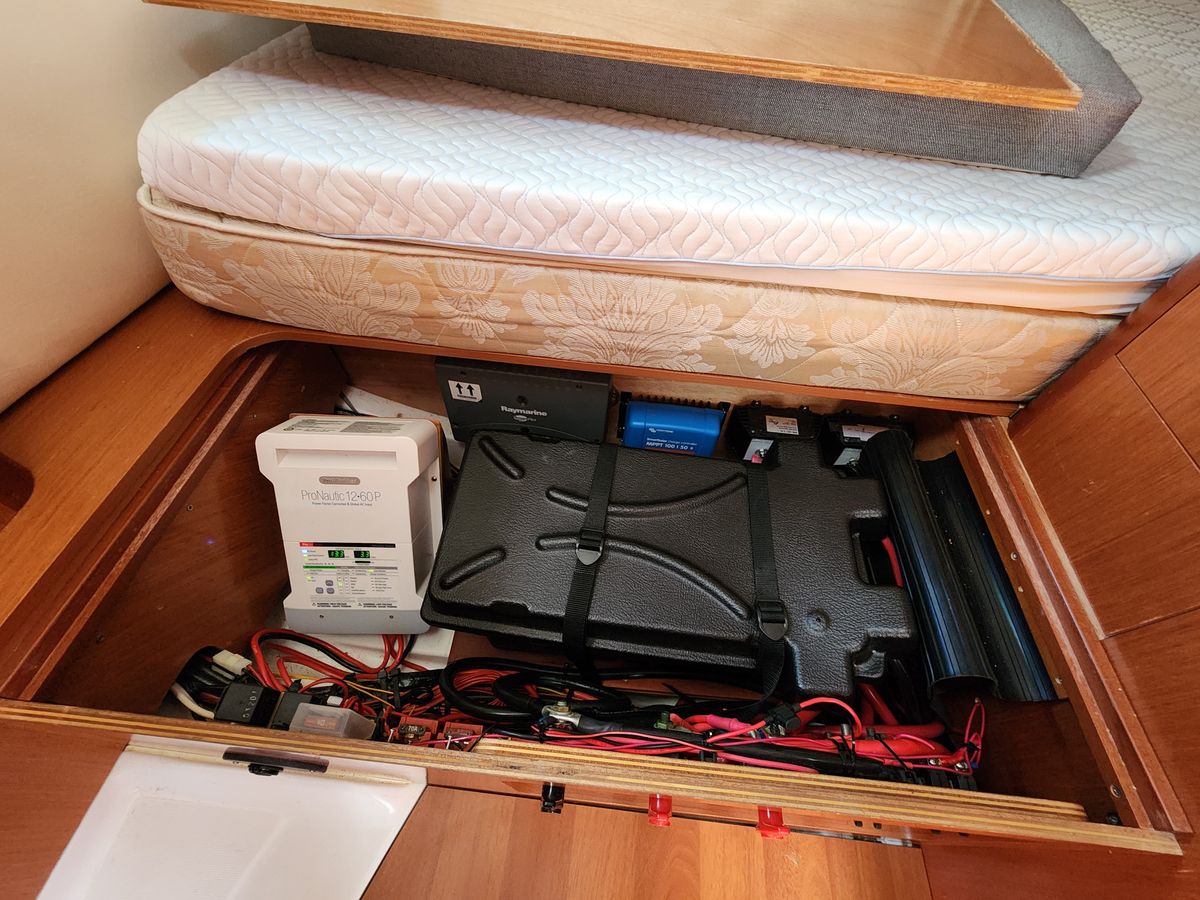 2008 Beneteau 43
