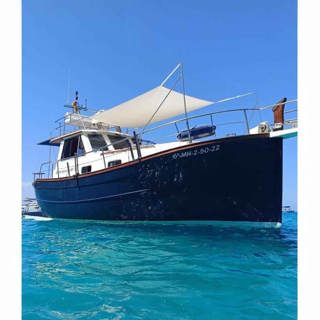 2000 Menorquin Yacht 110 Fly for sale in Santanyí, Islas Baleares, Spain