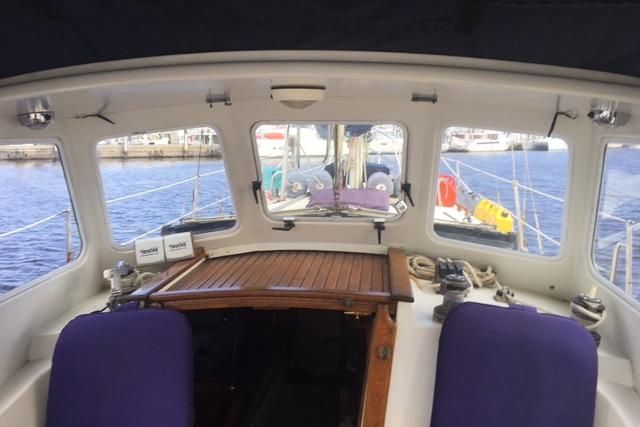 1989 Pacific Seacraft 37