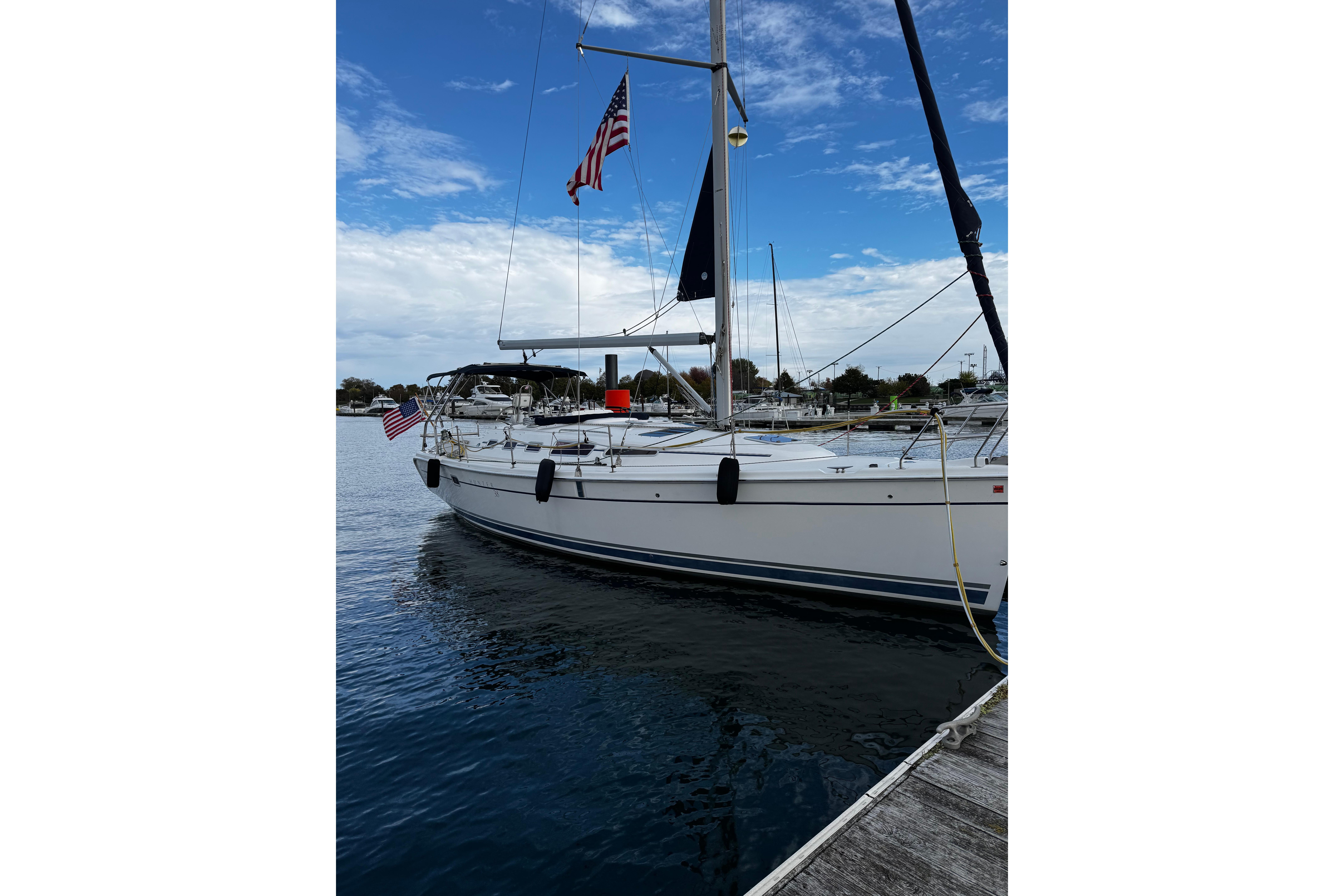 2007 Hunter 38 for sale in Racine, Wisconsin