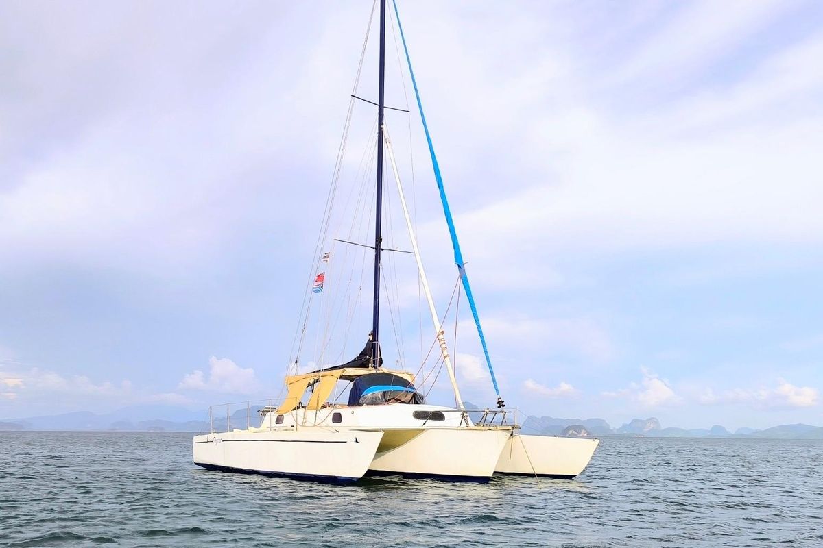 1979 Searunner 37
