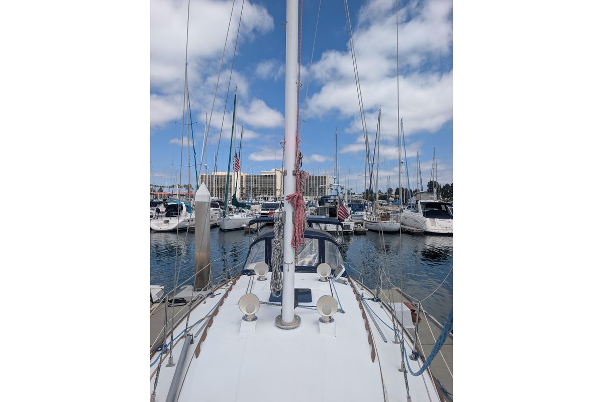 1984 Sabre 32