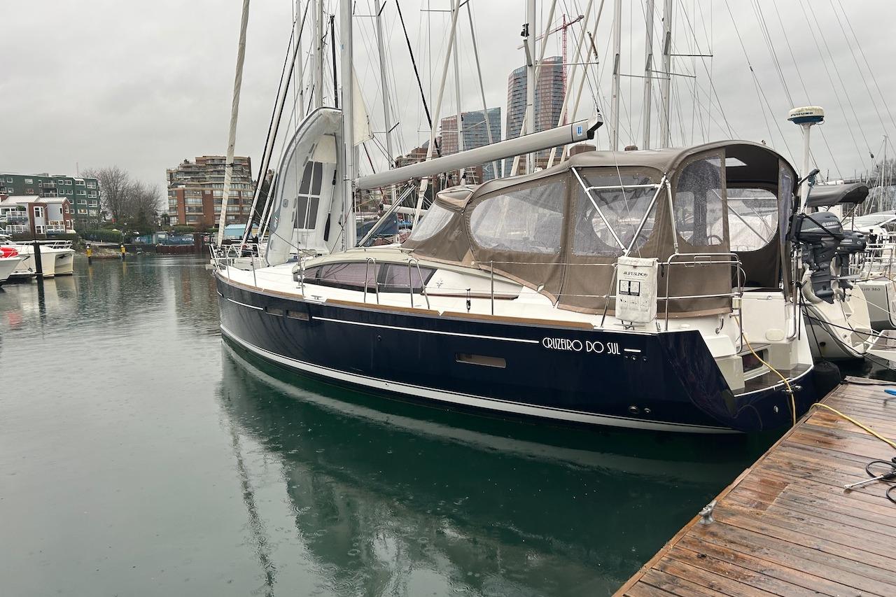 2013 Jeanneau Sun Odyssey 44 DS for sale in Vancouver, British Columbia, Canada