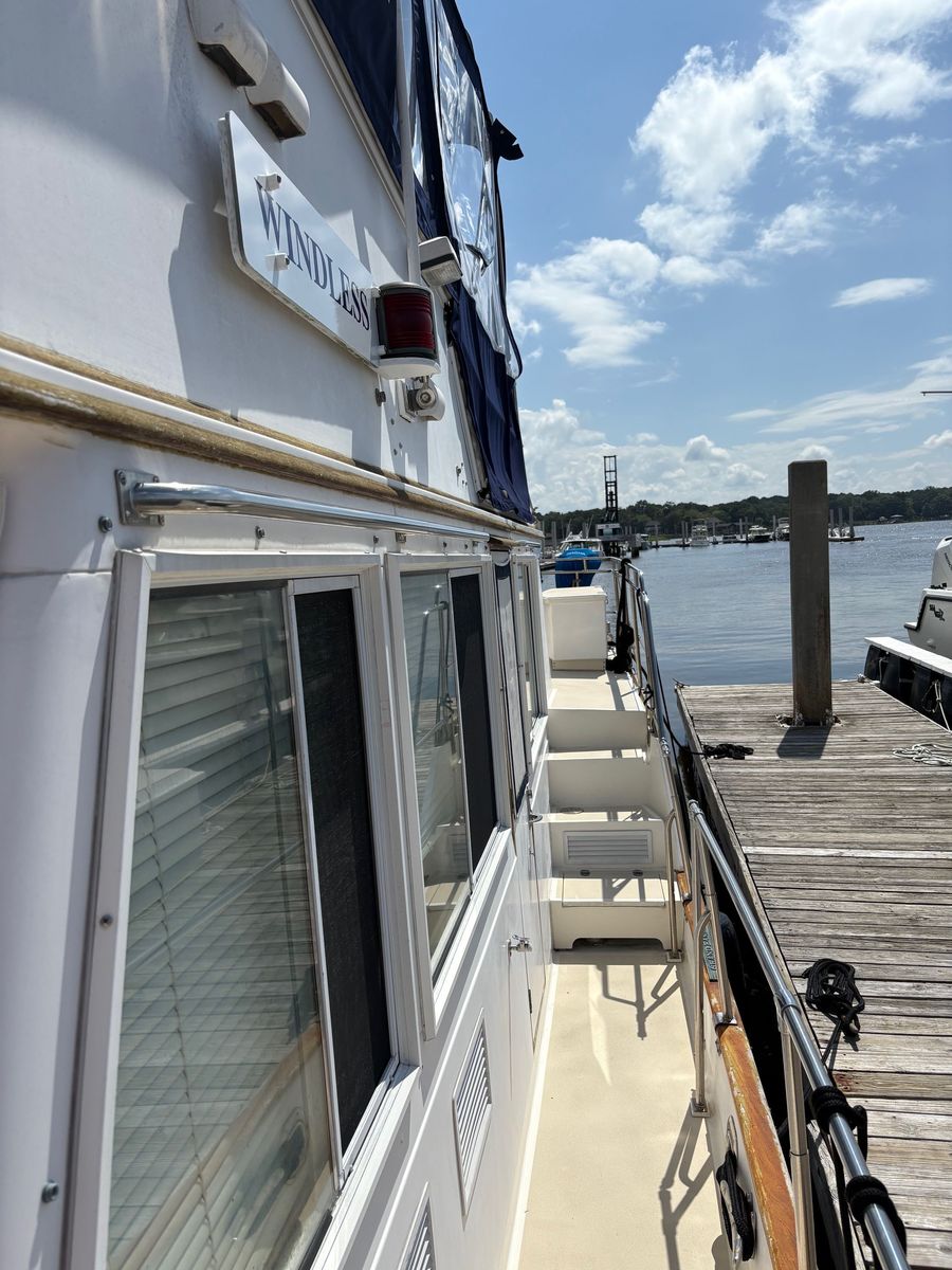 1989 Grand Banks Motor