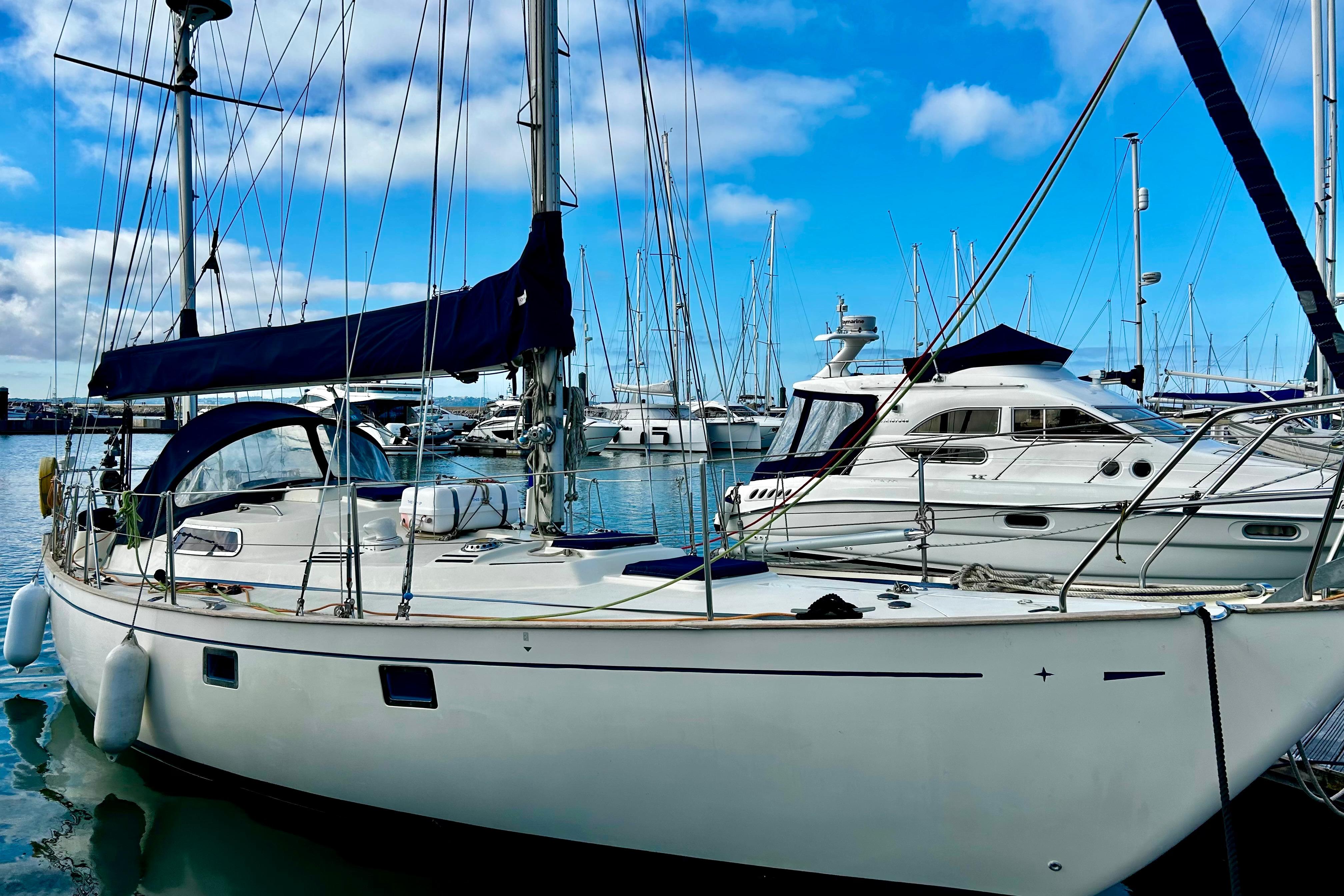 1982 Biscay 36