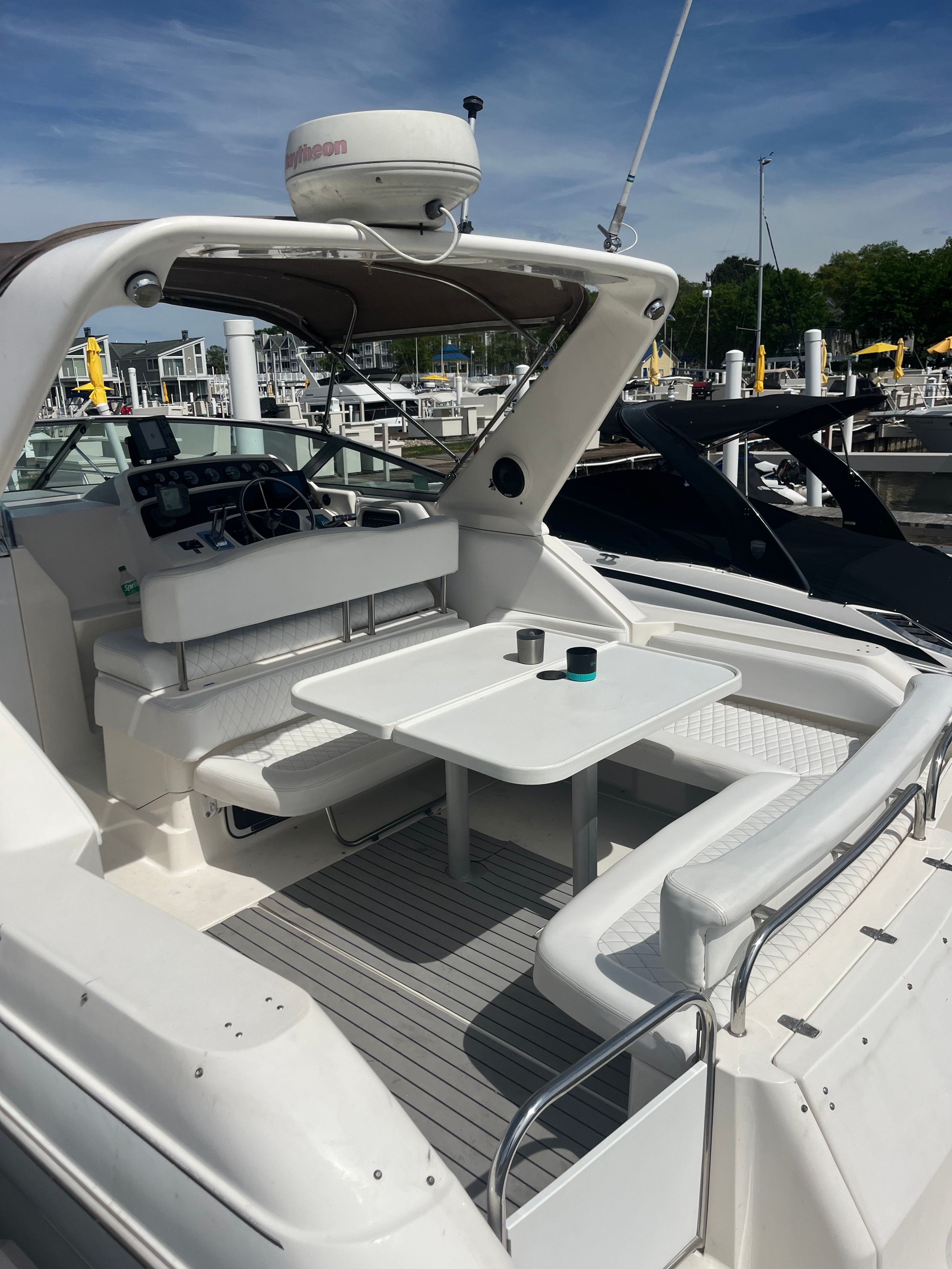 1997 Wellcraft Martinique 320 for sale in New Buffalo, Michigan