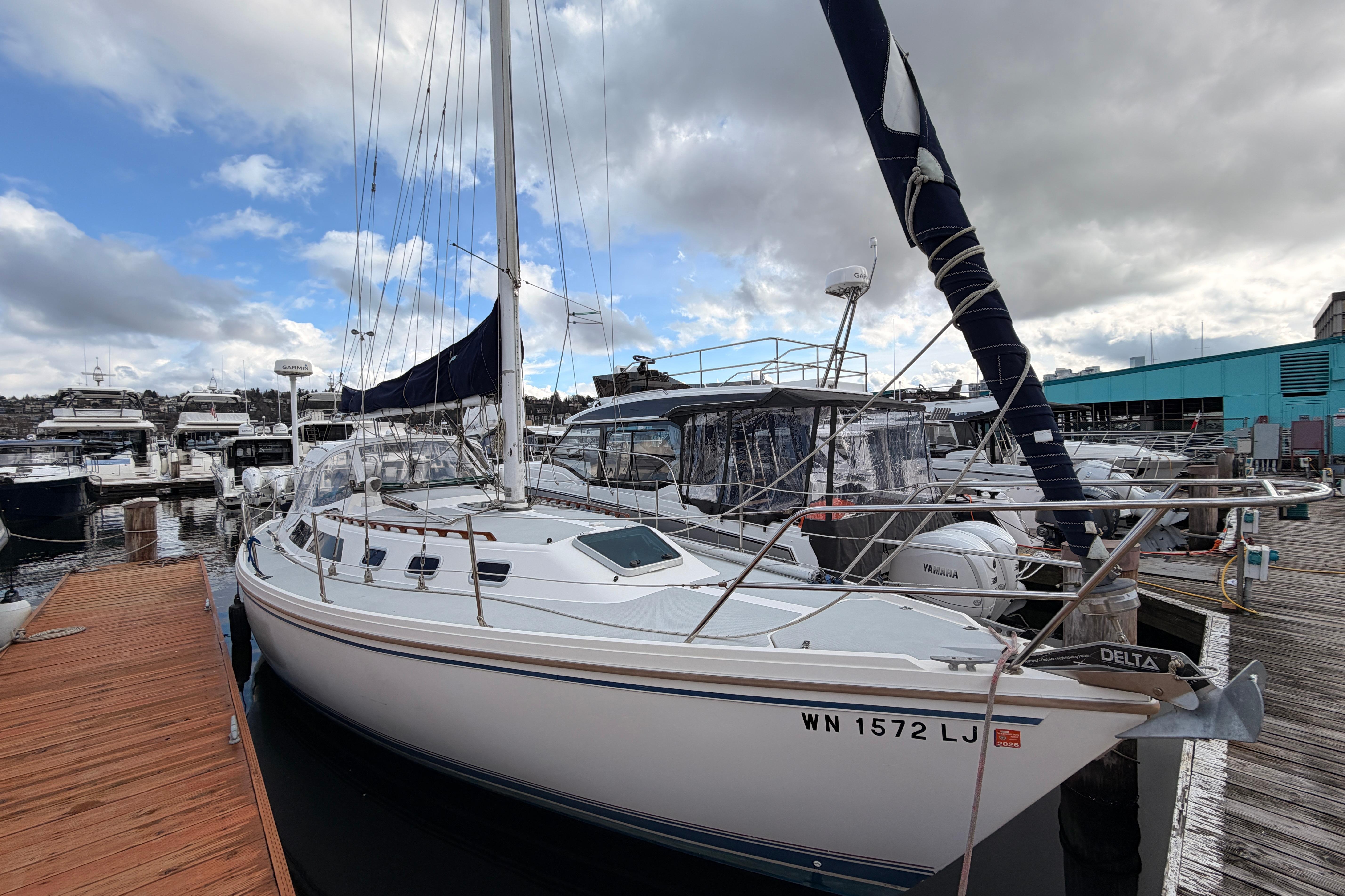 1989 Catalina 34 Boats