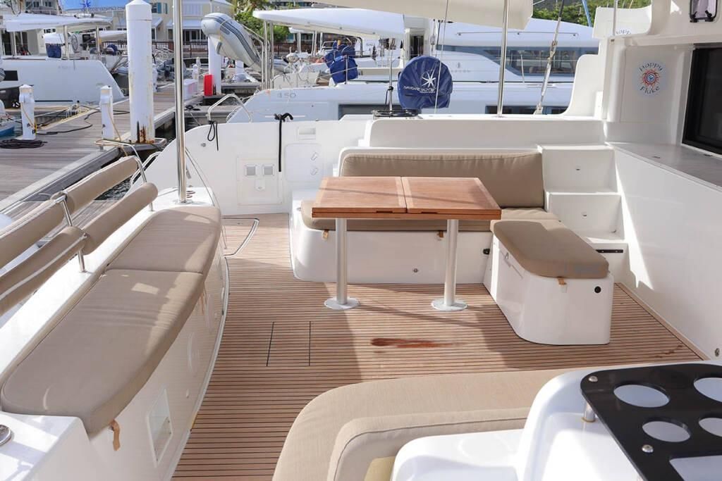 2023 Lagoon 46