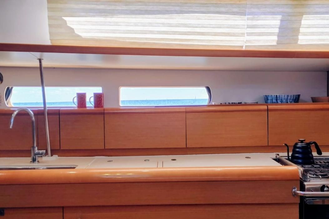 2014 Jeanneau Sun Odyssey 469