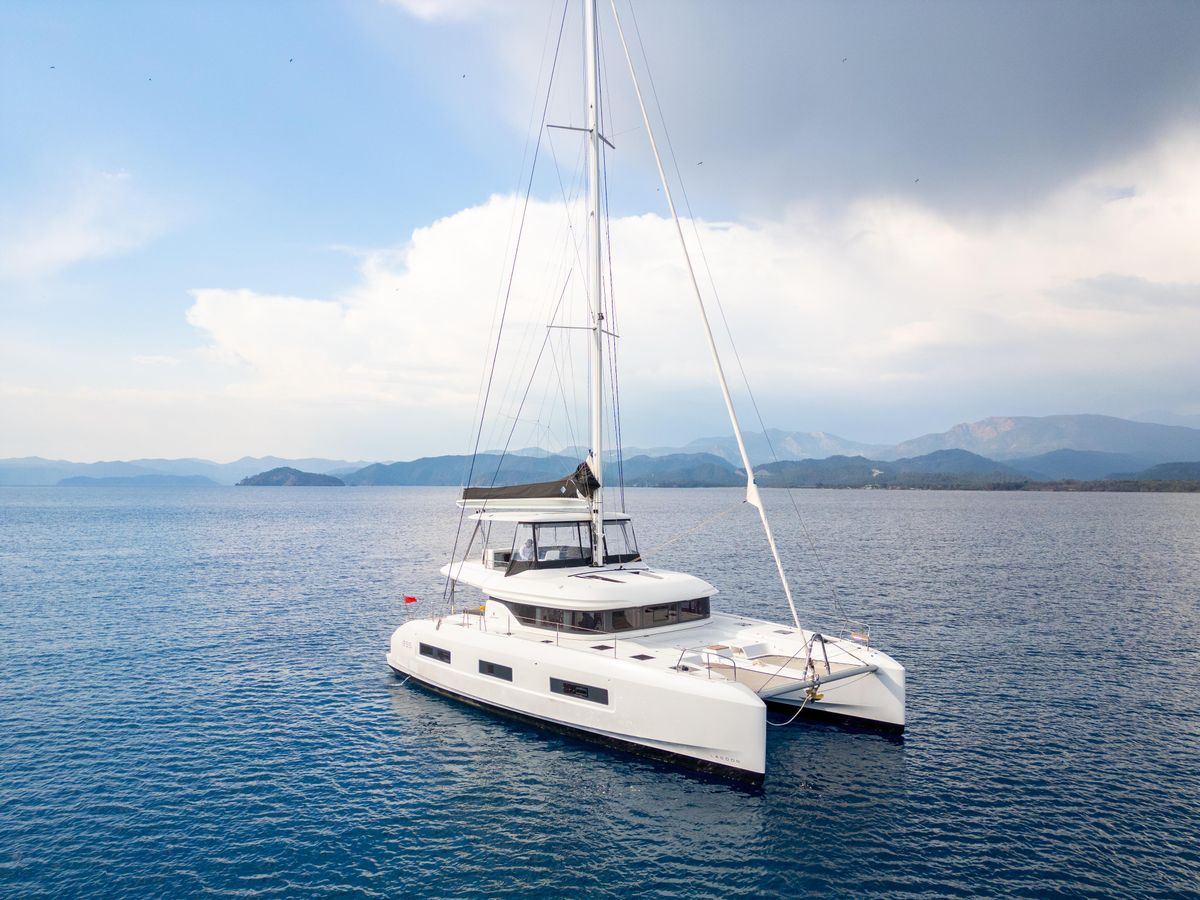 2024 Lagoon 55