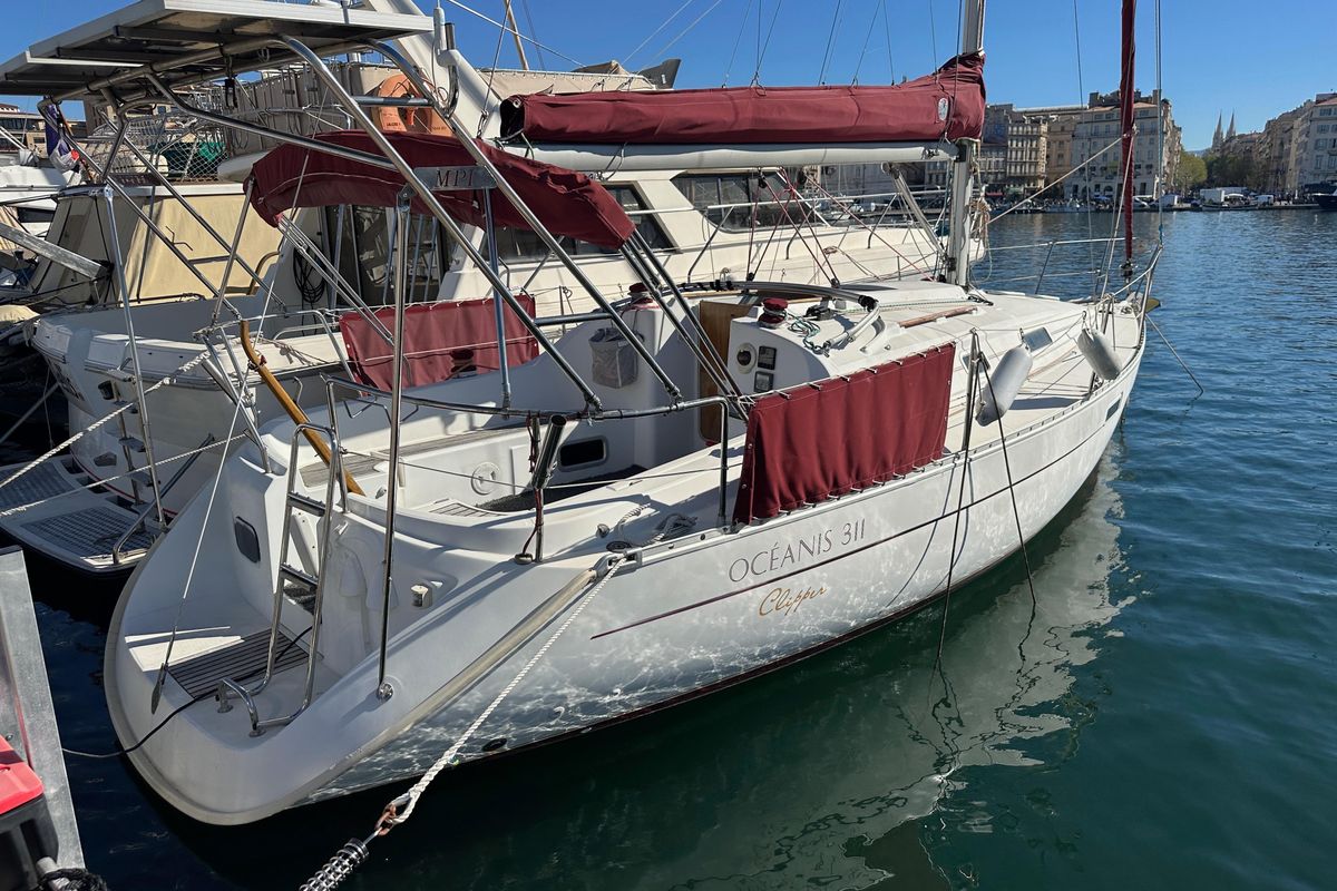 2003 Beneteau Oceanis Clipper 311