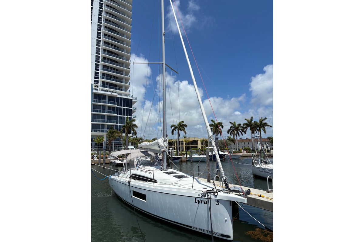 2024 Beneteau Oceanis 30.1