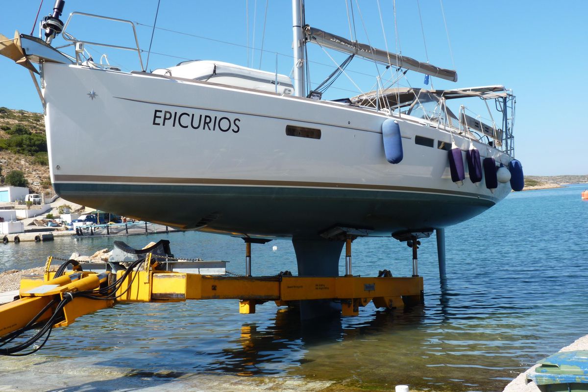 2015 Jeanneau Sun Odyssey 469