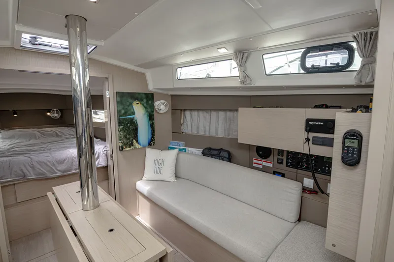 2023 Tango Too 365' Beneteau