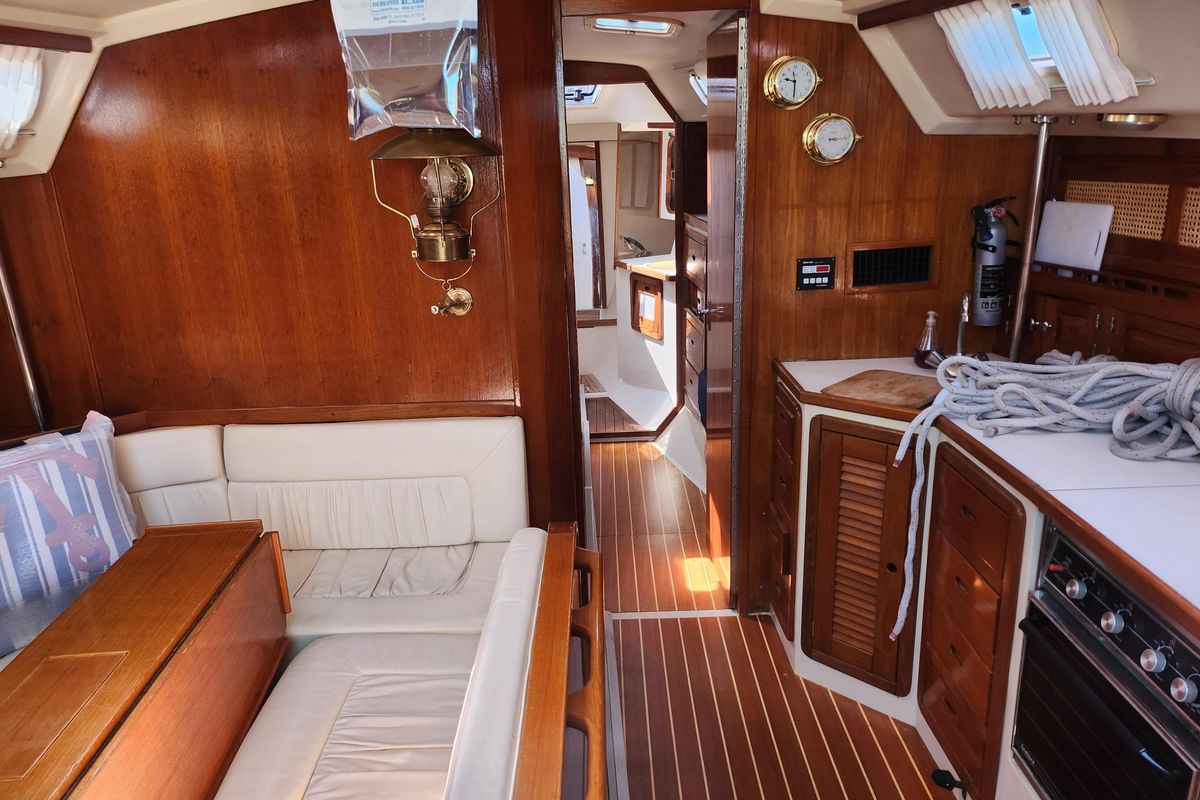 1990 Catalina 42