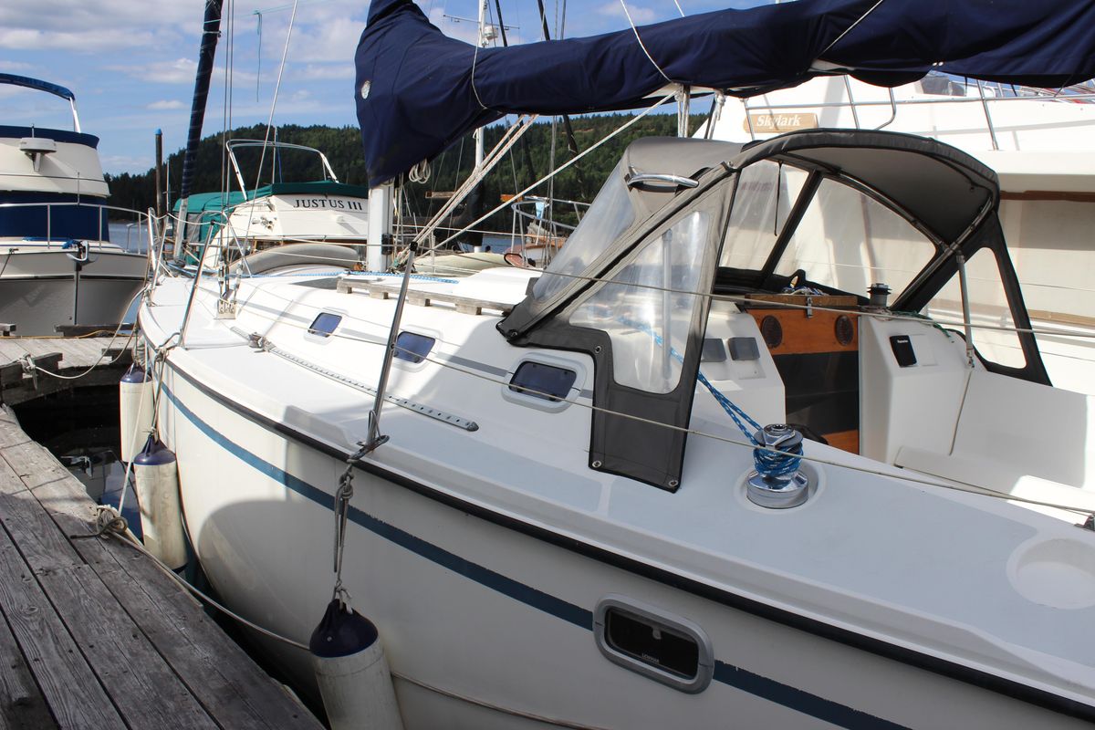 1988 Hunter 33.5