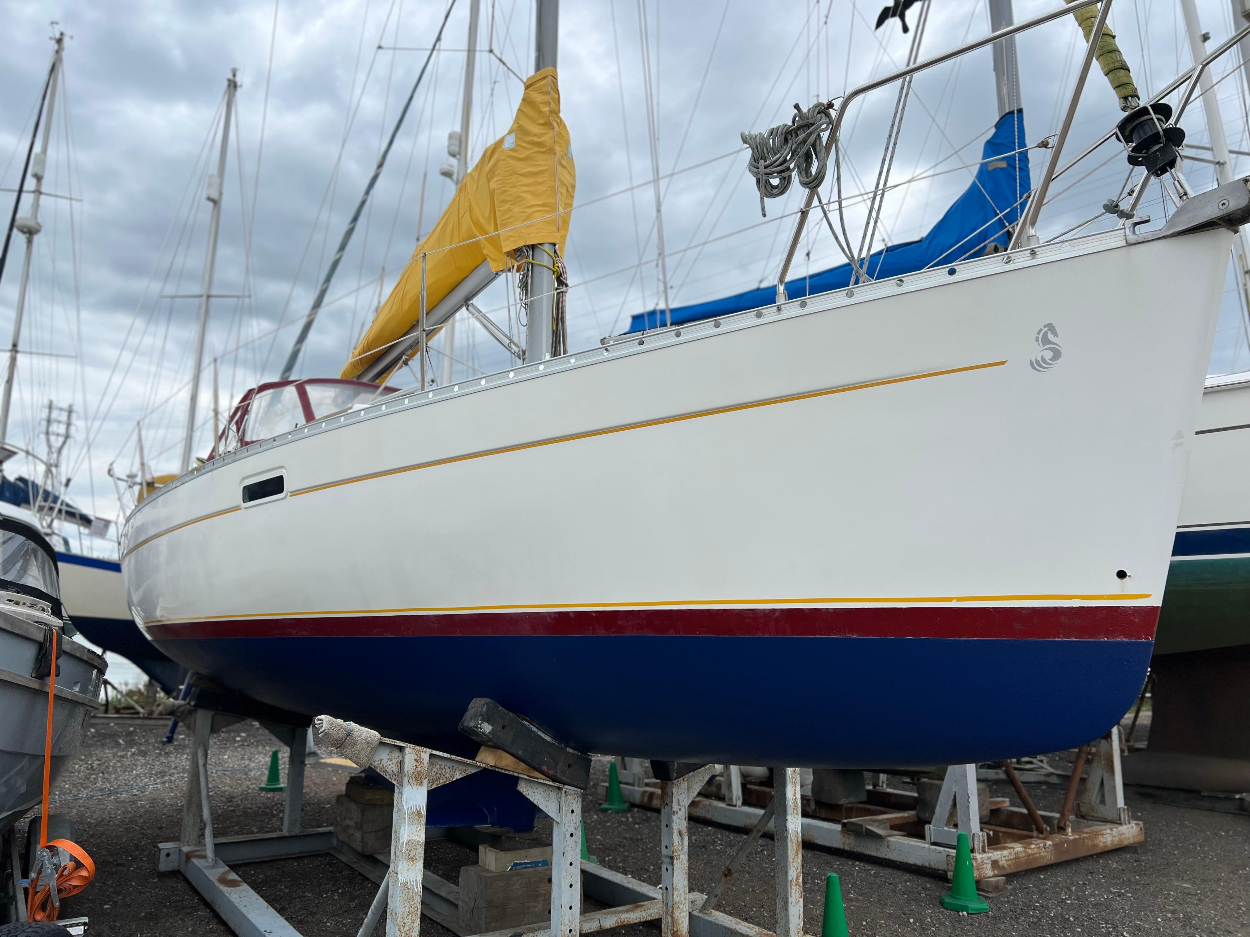 2003 Beneteau Oceanis Clipper 311 Boats