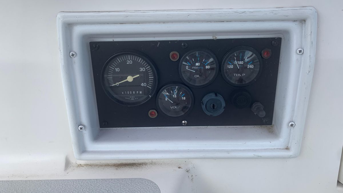 1991 Hunter 30