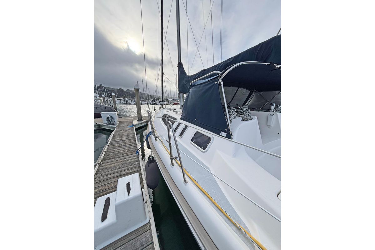 1997 Hunter 376