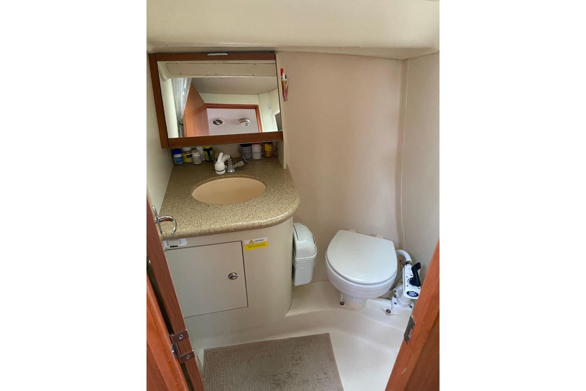 2008 Hunter 33