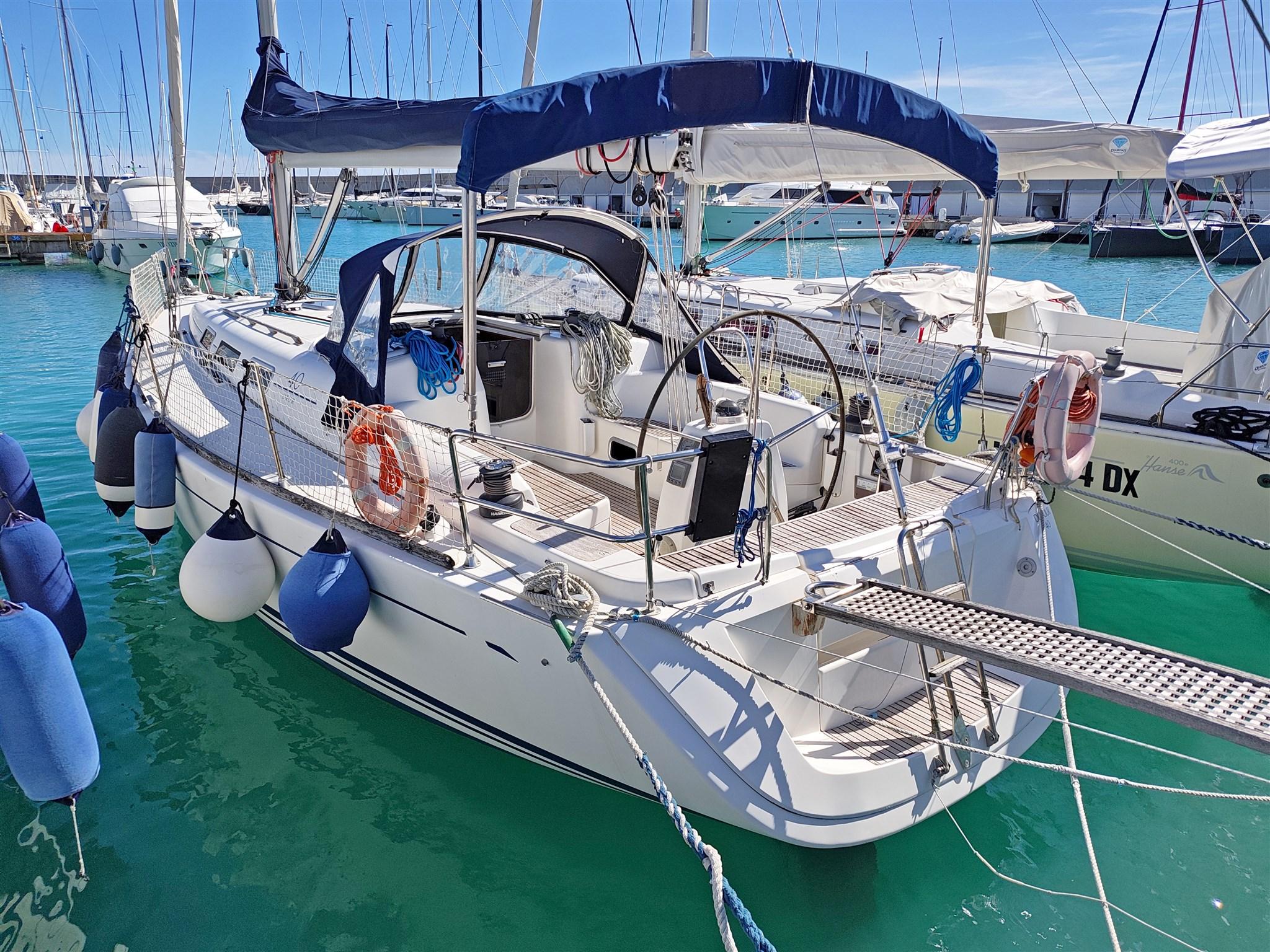 2004 Dufour 40