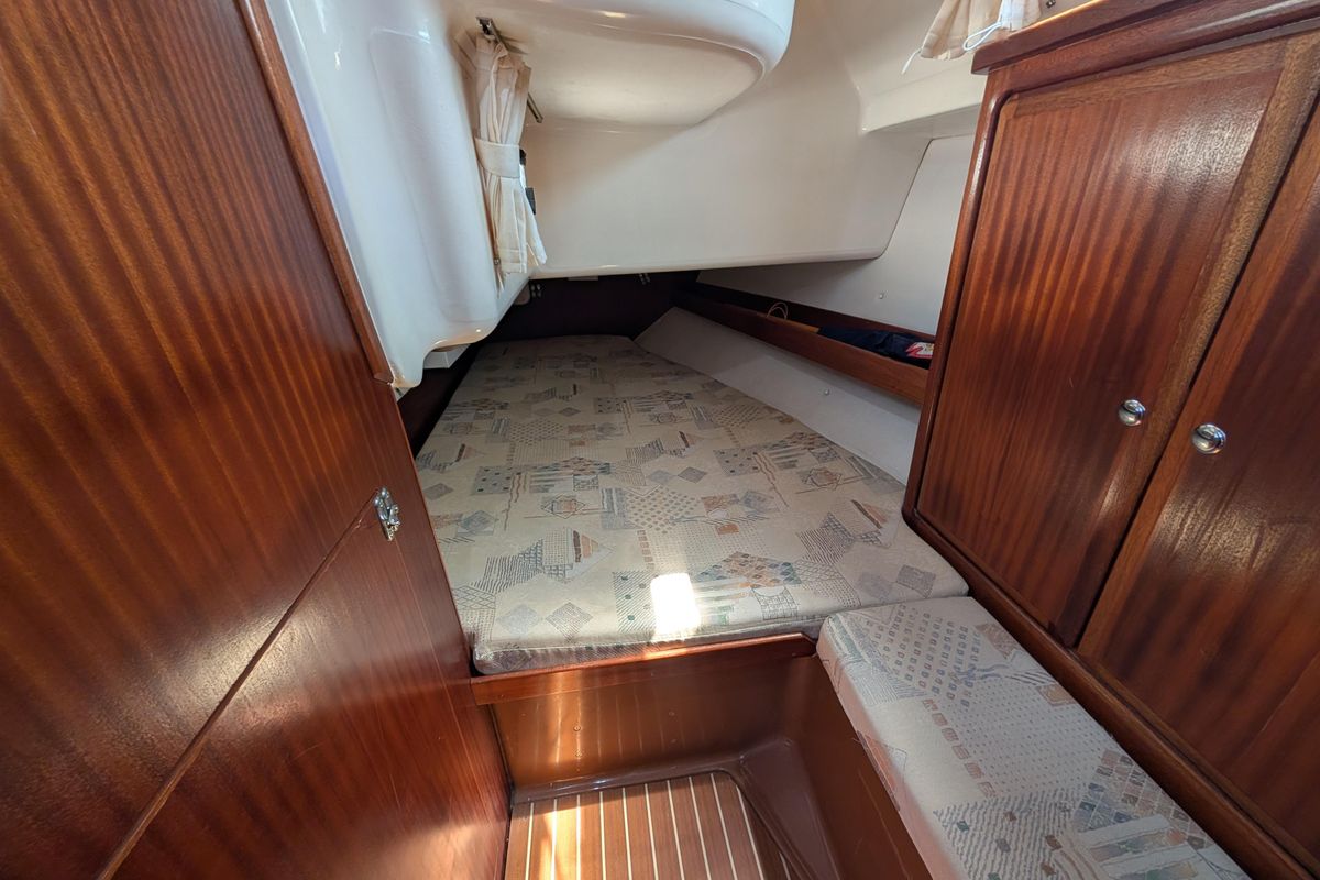 1999 Bavaria Cruiser 38