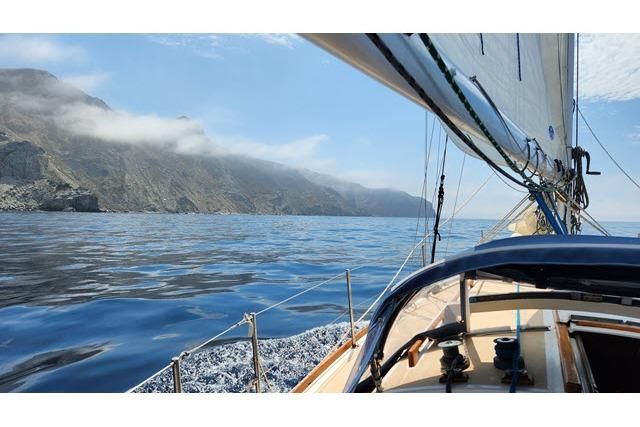 1982 Cape Dory 36