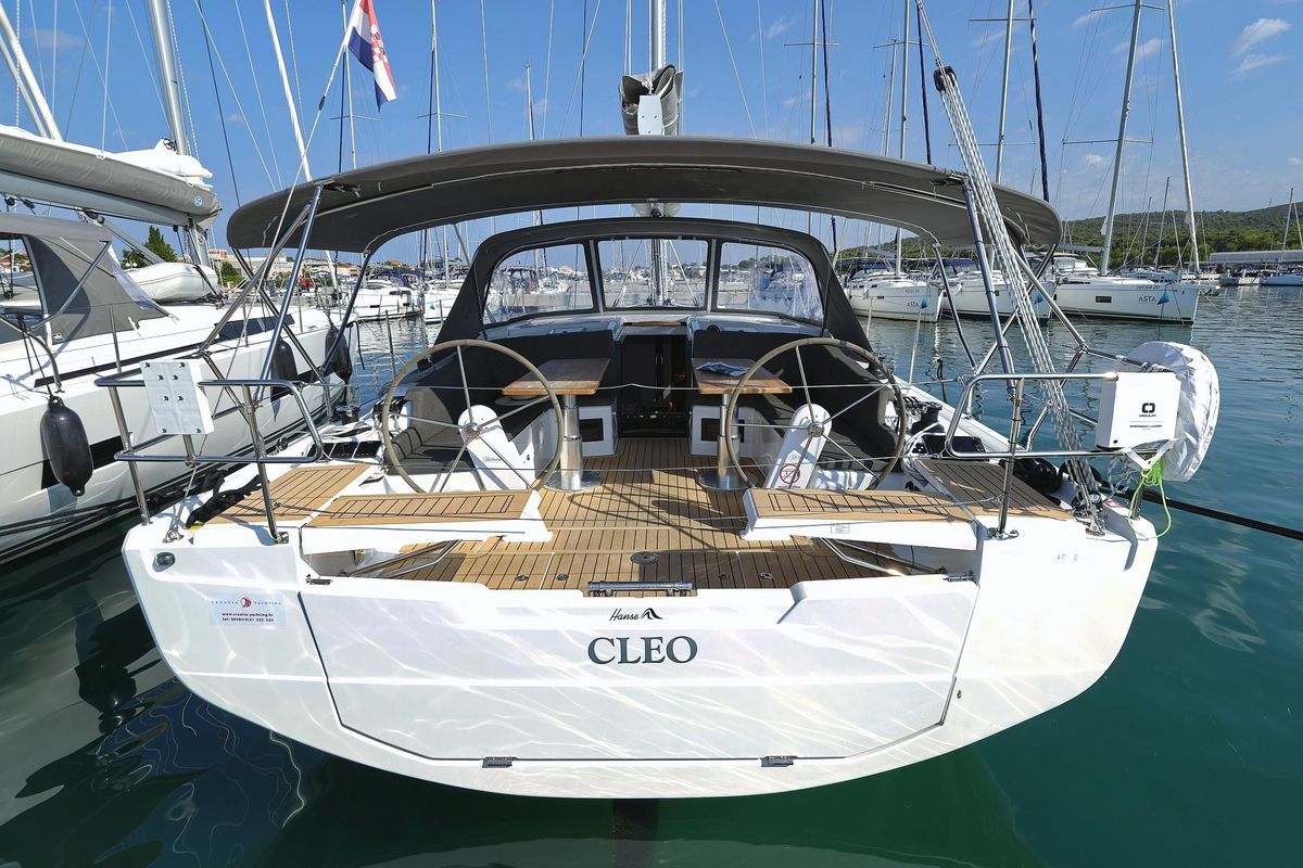 2025 Hanse 410