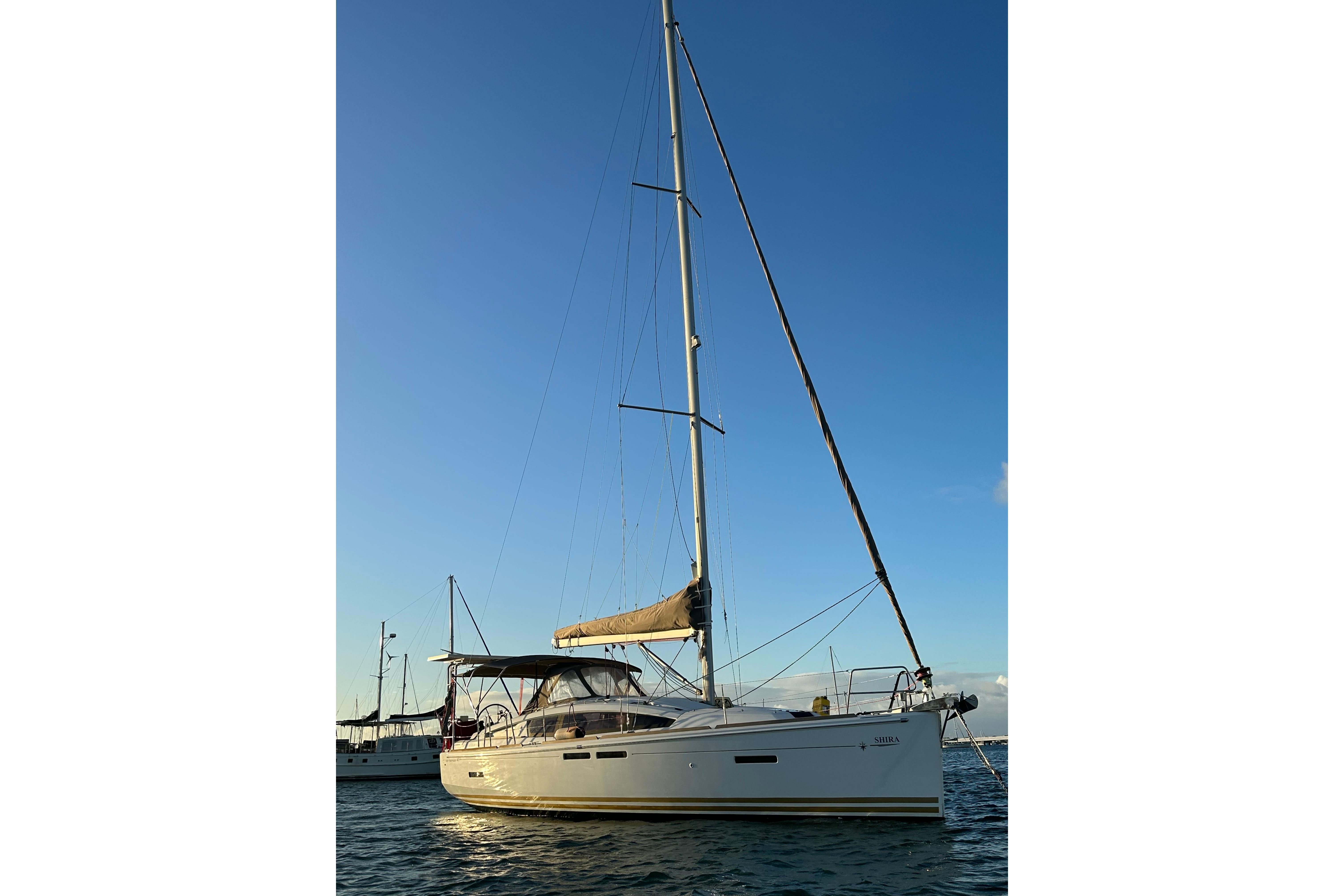 2013 Jeanneau Sun Odyssey 41 DS for sale in St John's, Antigua And Barbuda