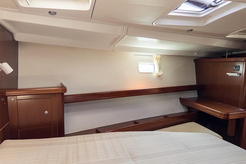 2005 Beneteau Oceanis Clipper 523