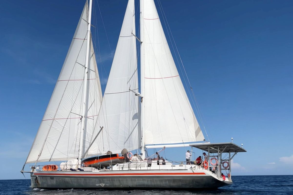 2004 Custom Pita Yachts