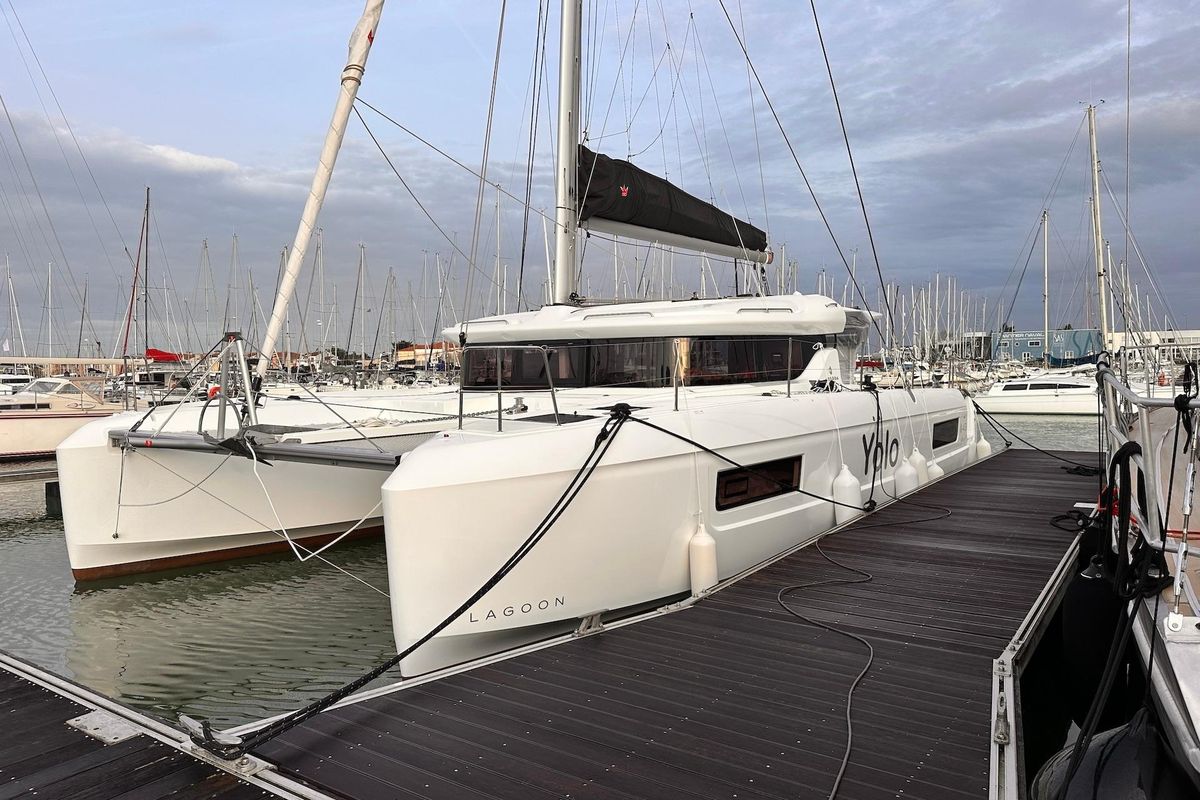 2026 Lagoon 43